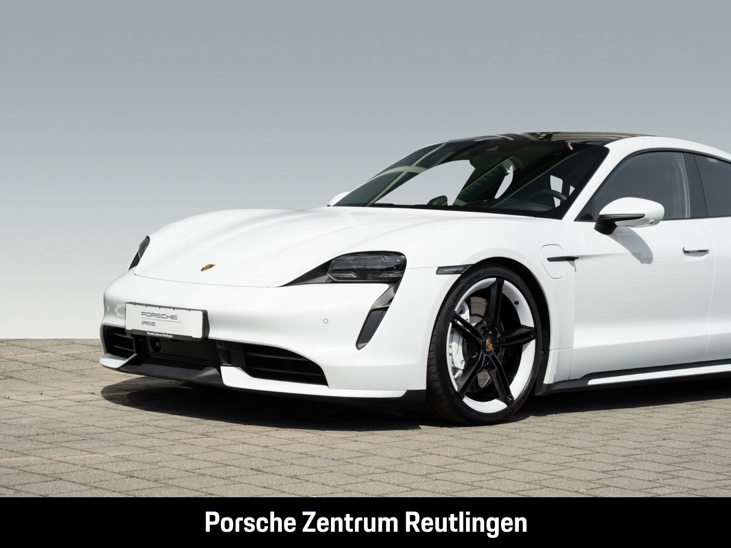Porsche Taycan Turbo BOSE Panoramadach Surround-View LED