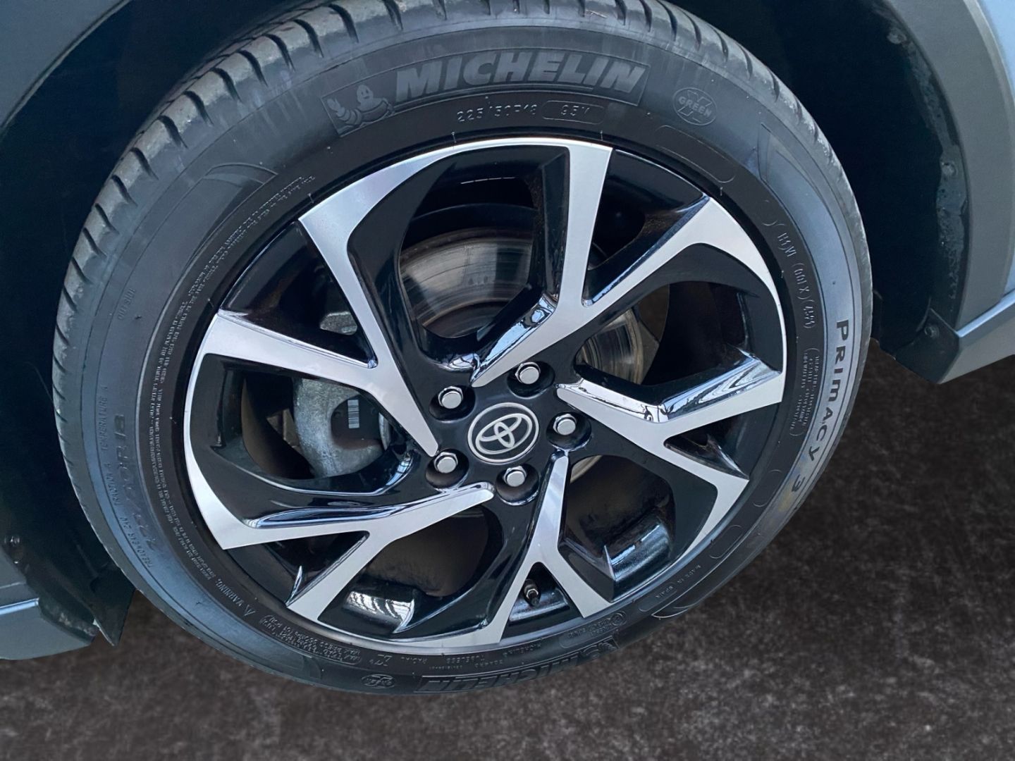 Toyota C-HR 2.0 Hybrid Team D *LED*AHK*CAM*SHZ*ACC*PDC*