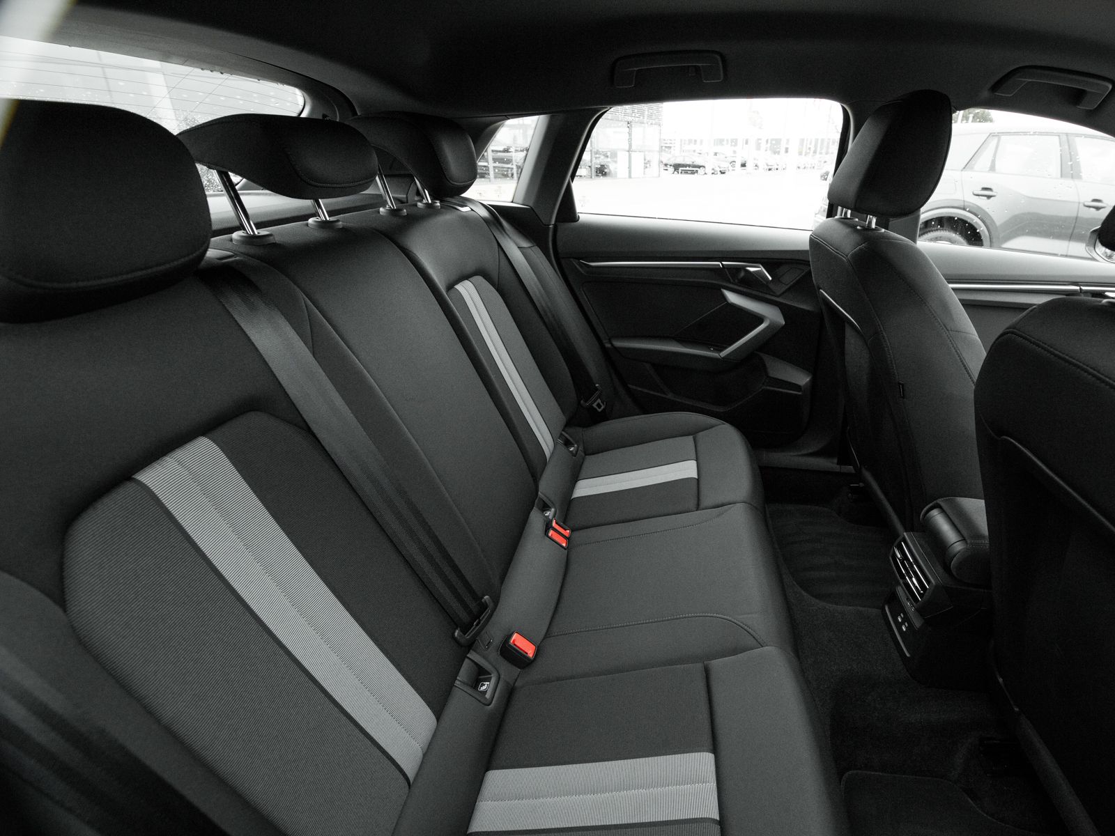 Audi A3 Sportback 35 TFSI S tronic - Samsaru's Car Outlet