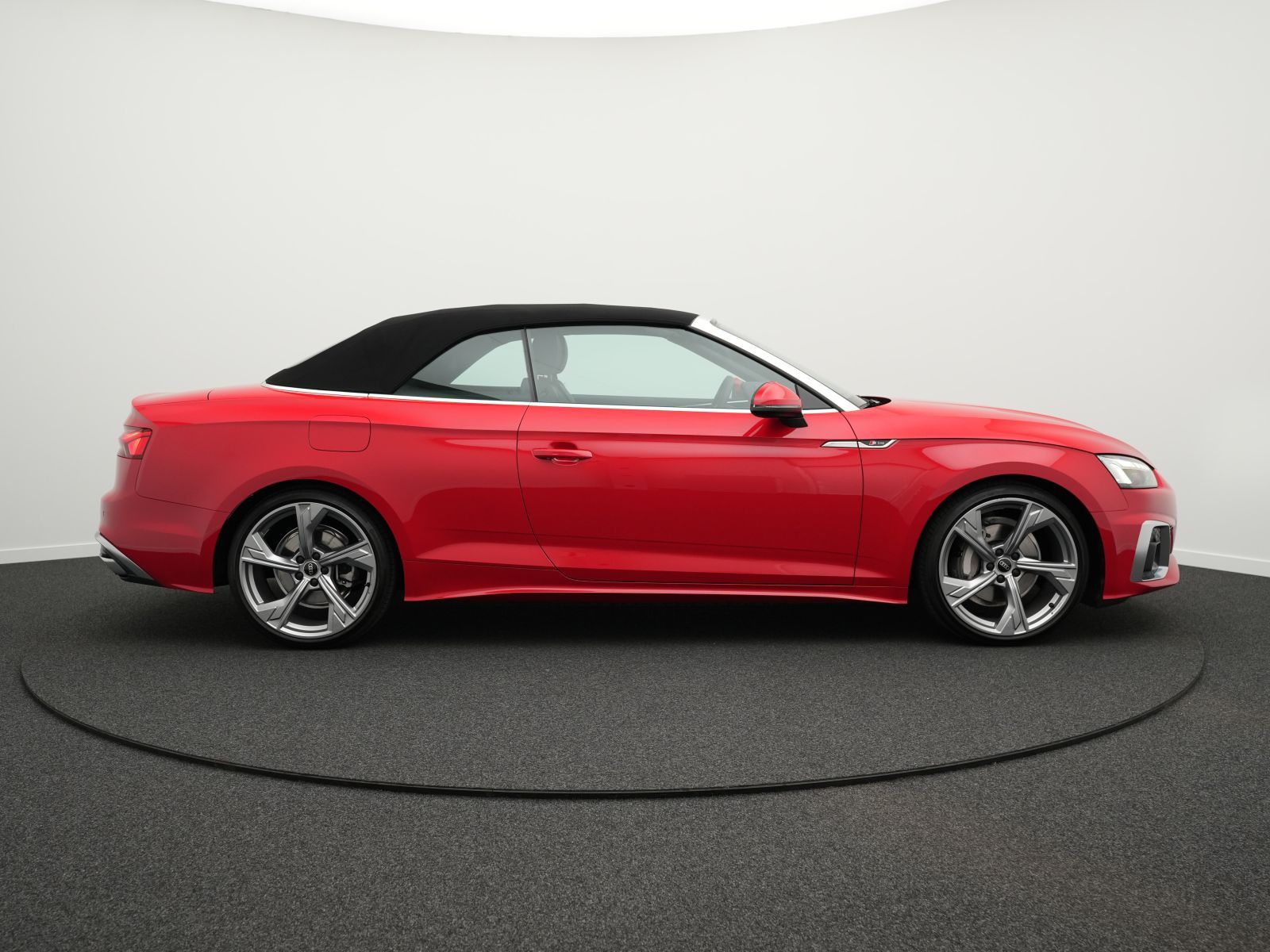 Audi A5 Cabriolet 2x S line 40 TDI qu.*ACC*AHK*8-fach