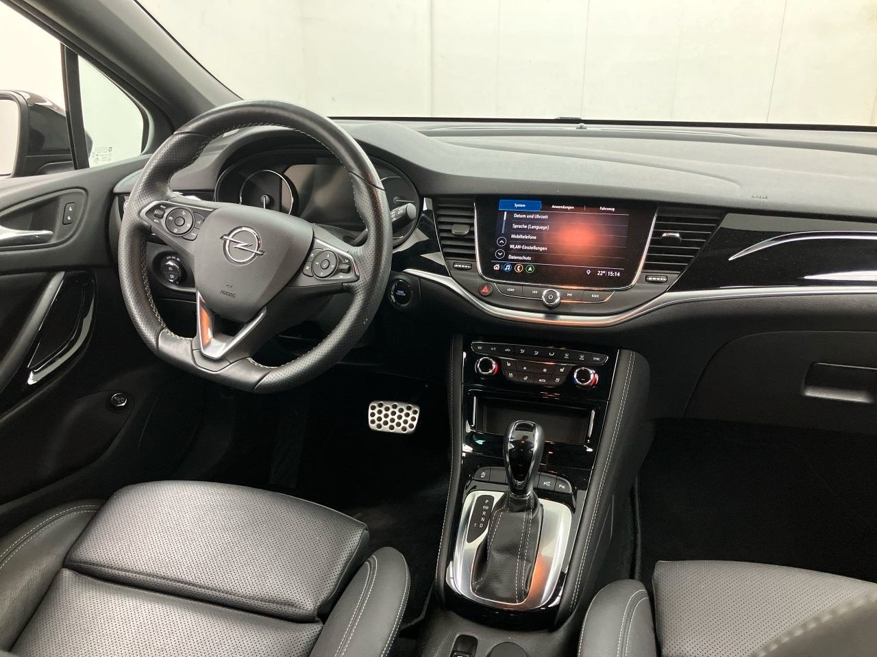 Opel Astra K Sports Tourer Ultimate - Samsaru's Car Outlet
