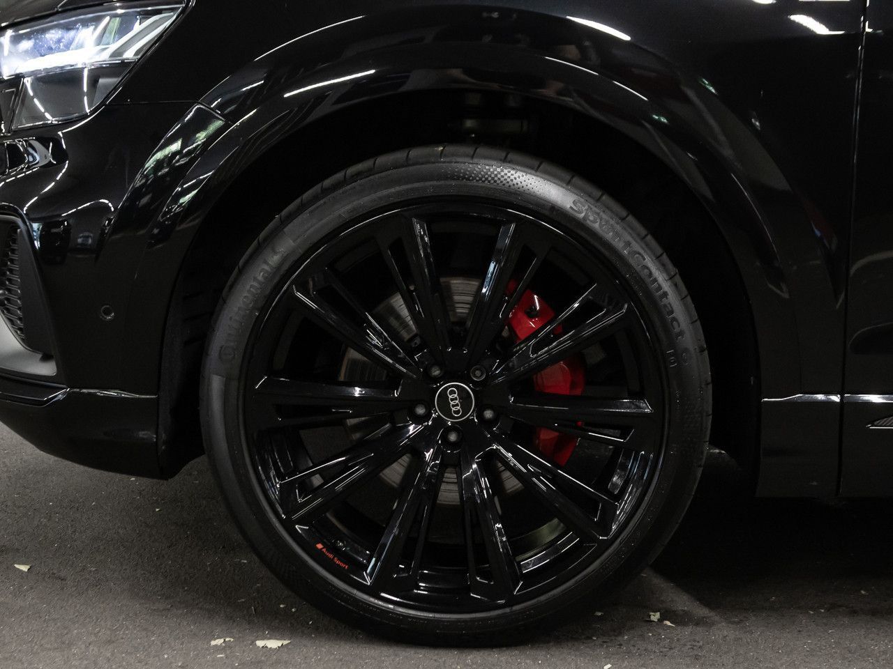 Audi Q8 50 TDI quattro S line Matrix AHK Pano 23''