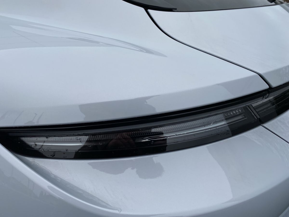 Porsche Taycan 4 Cross Turismo | Hinterachslenkung |