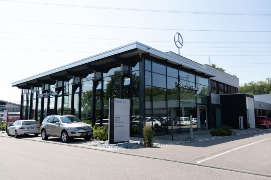Mercedes-Benz GLC 300 4M AMG+AMBIENTE+DISTRO+MEMORY+NIGHTP.