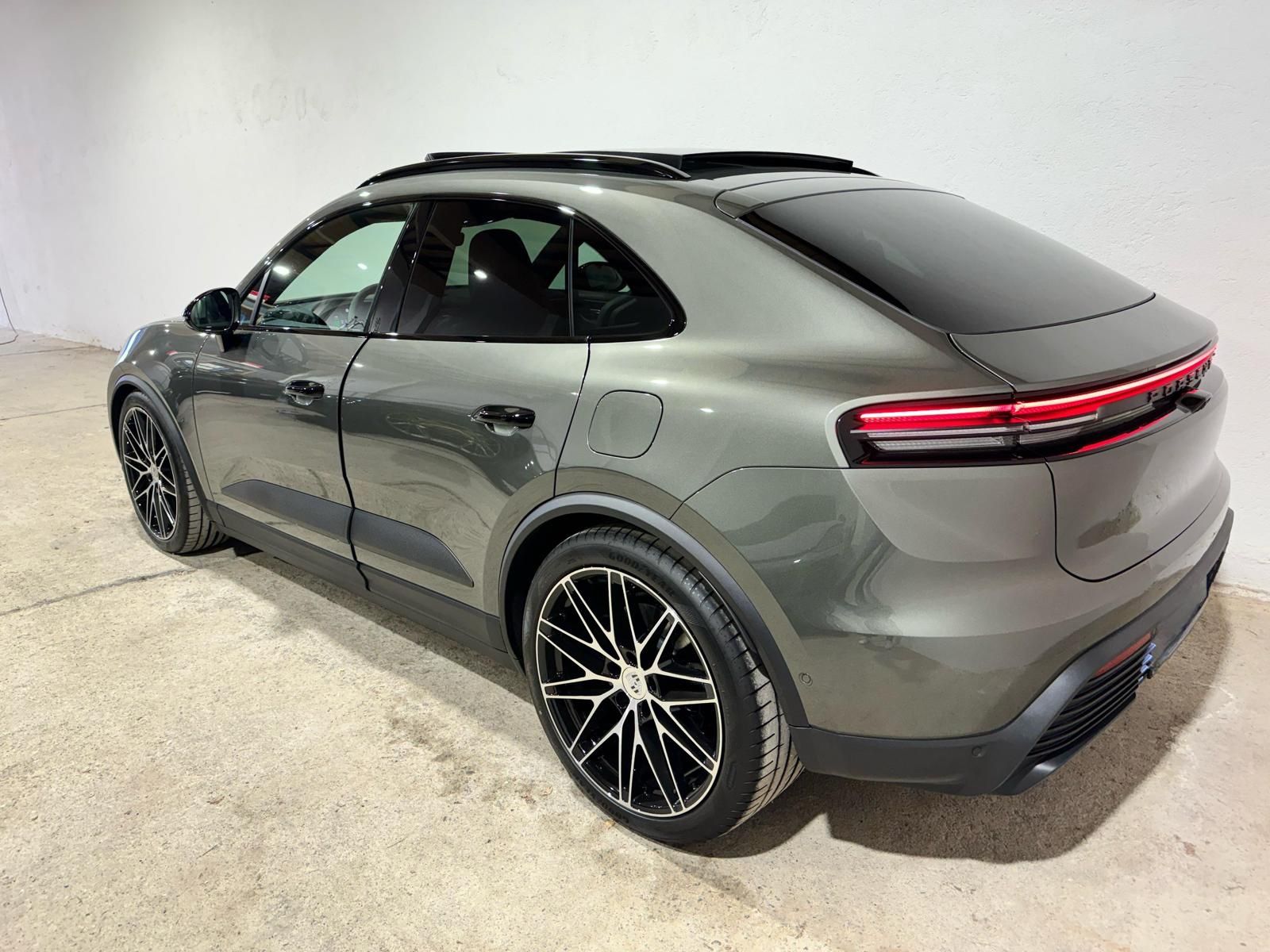 Porsche Macan Electric - Samsaru's Car Outlet