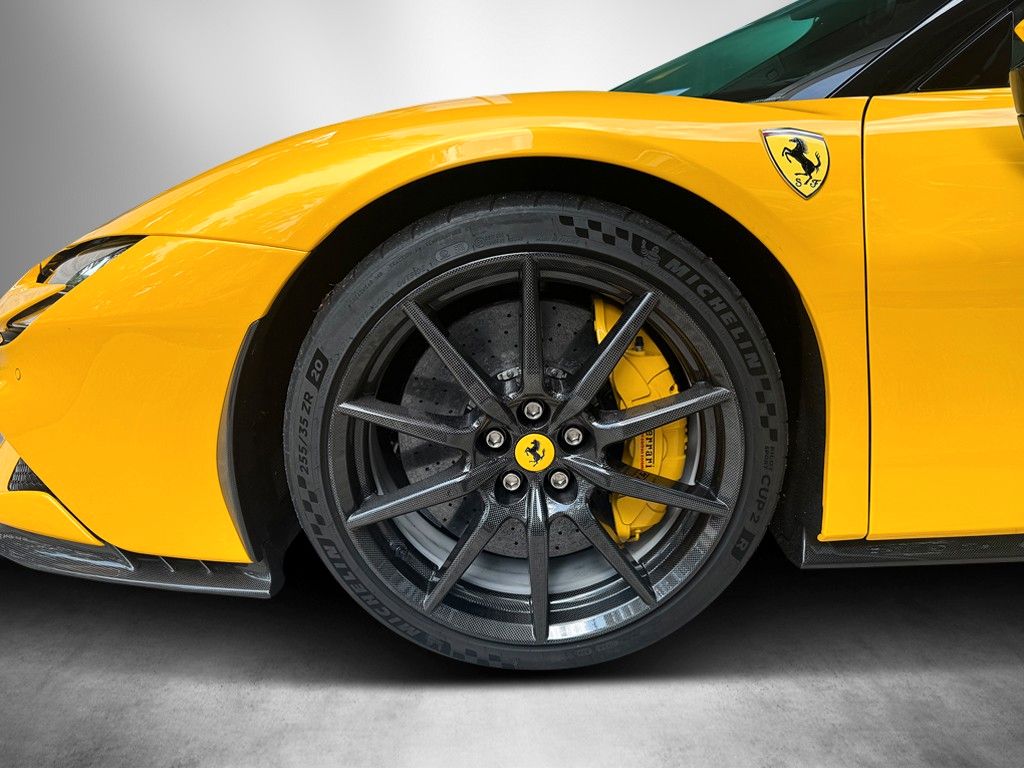 Ferrari SF90 Stradale - Samsaru's Car Outlet