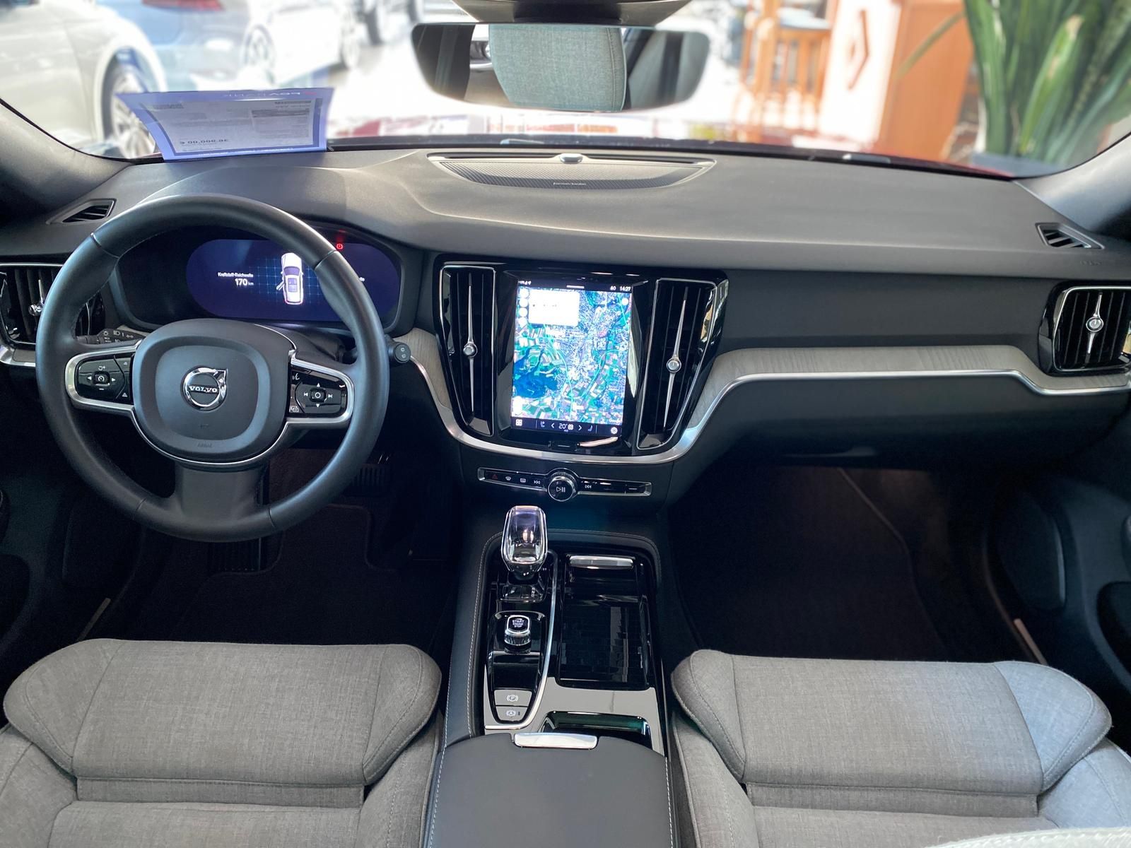 Volvo V60 Kombi T6 Plug-In Hybrid AWD Plus Bright