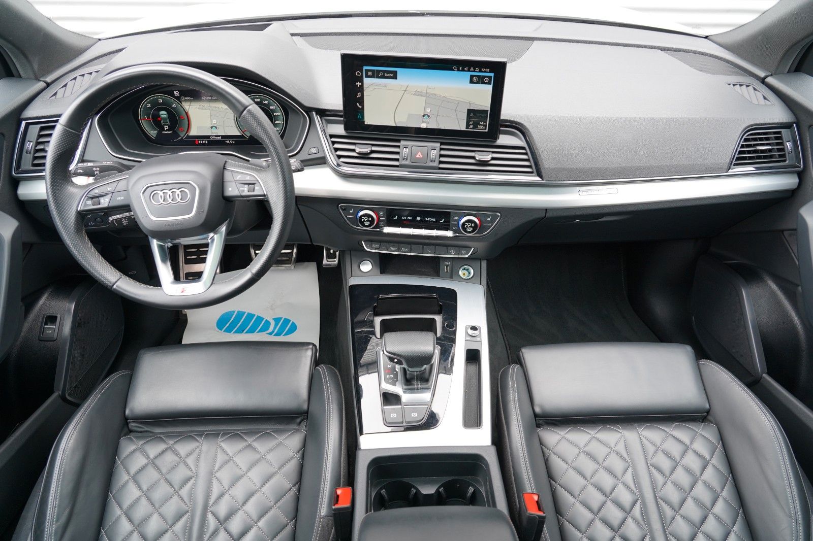 Audi Q5 40 TDI quattro S line PANO NAPPA HUD AHK KEY