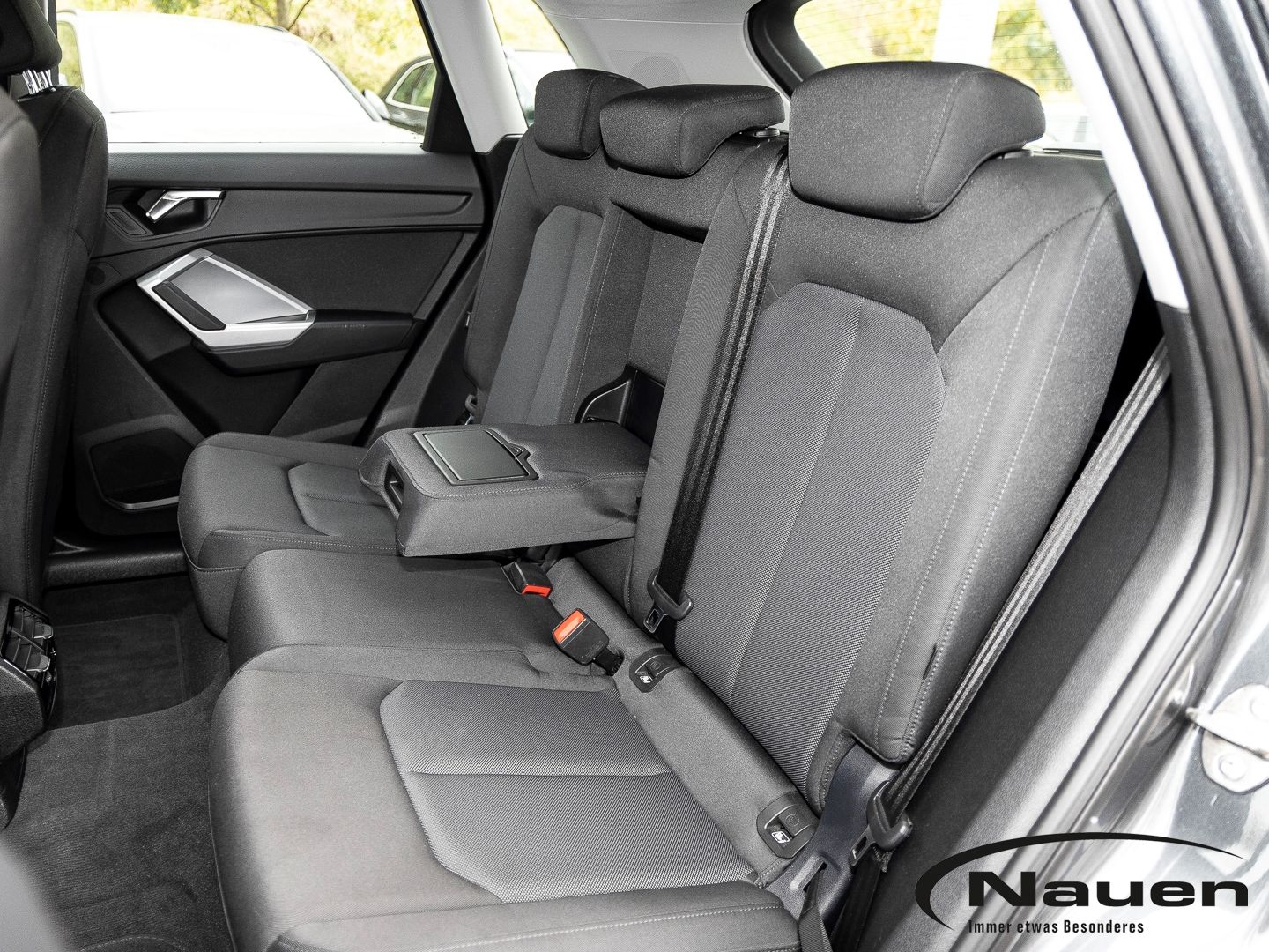 Audi Q3 40 TFSI S-line quattro - Samsaru's Car Outlet