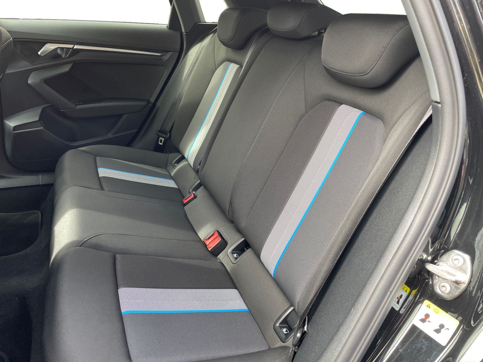 Audi A3 Sportback 40TFSIe S-tronic Privacy PDC Sitzh.