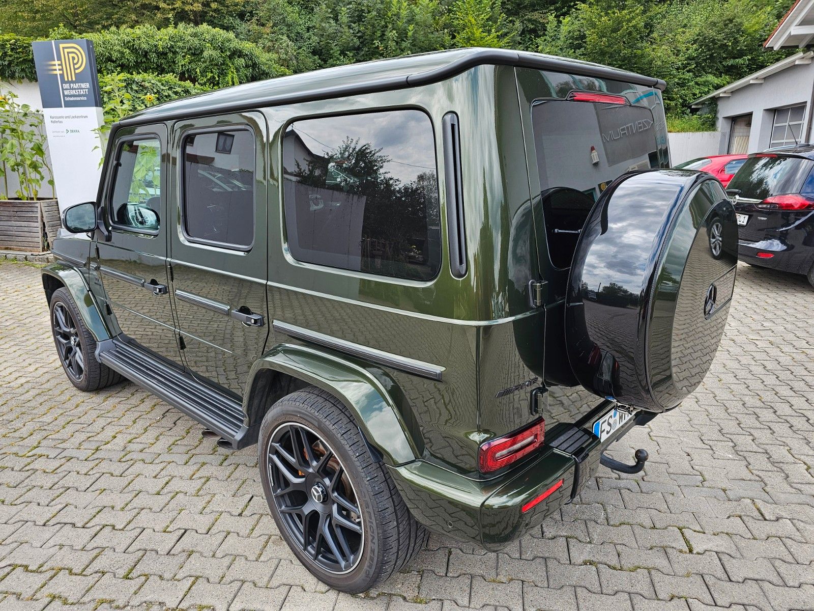 Mercedes-Benz G 63 AMG - Samsaru's Car Outlet