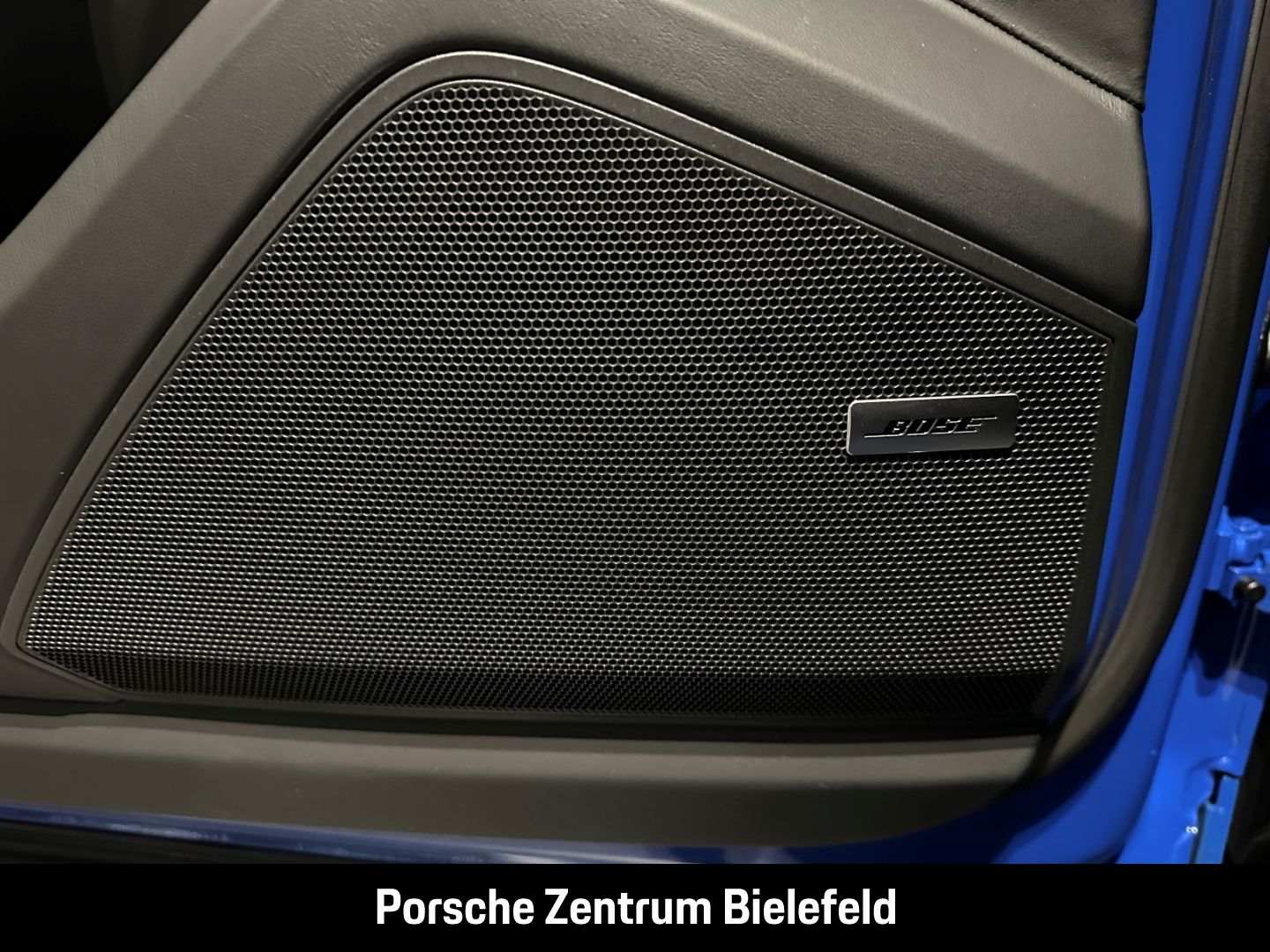 Porsche Cayenne S  Nogaroblau Perleffekt BOSE LED-Matrix