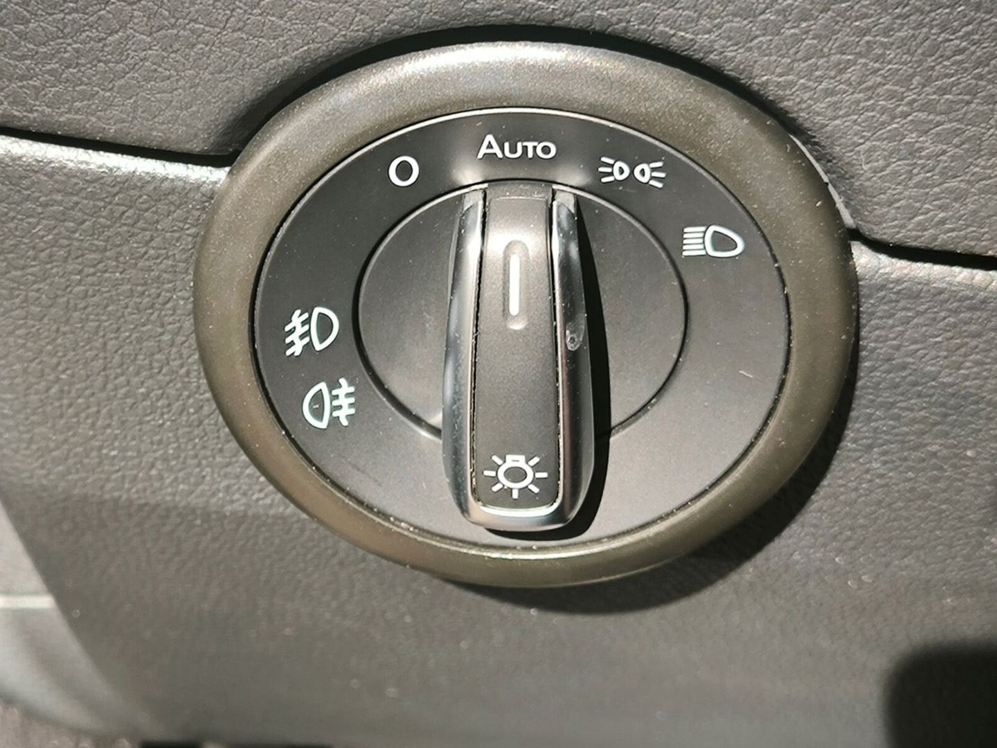 Volkswagen T6 Multivan 4Motion DSG - Samsaru's Car Outlet