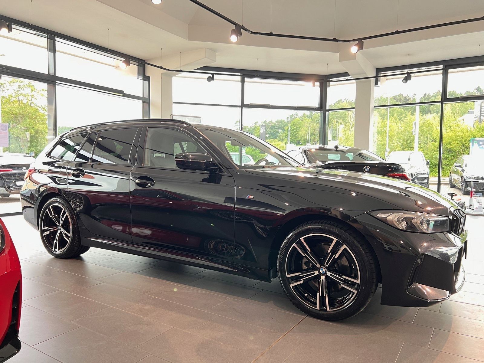 BMW 320d xDrive M Sport - Samsaru's Car Outlet