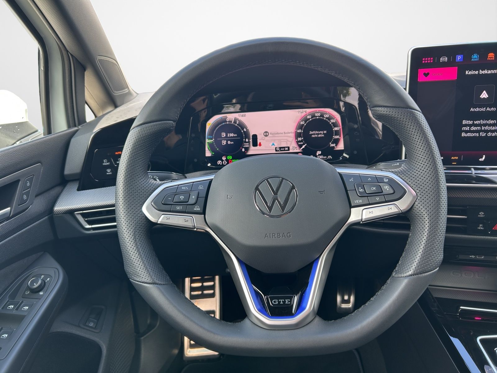 Volkswagen Golf  GTE 1.5 TSI DSG eHybrid  HeadUp Navi LED K