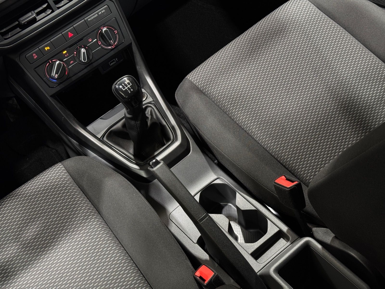 Volkswagen T-Cross 1.0 TSI - Samsaru's Car Outlet