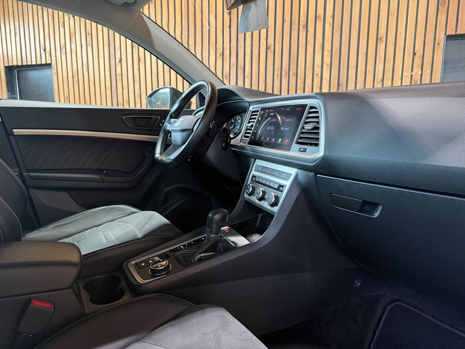 Seat Ateca 2,0 TDI X-Perience DSG *Navi*LED*Kam*AHK