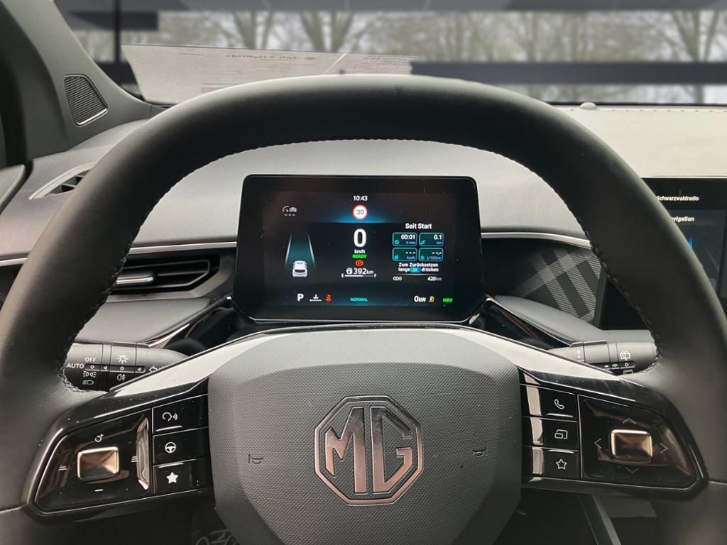 MG3 Hybrid+ Luxury 360 DISTR KAMERA SPUR PDC SHZ