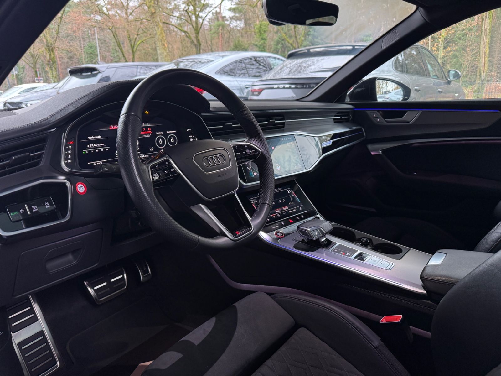 Audi RS6 Avant 4.0 TFSI quattro/PANO/HEADUP/B&O/BLACK