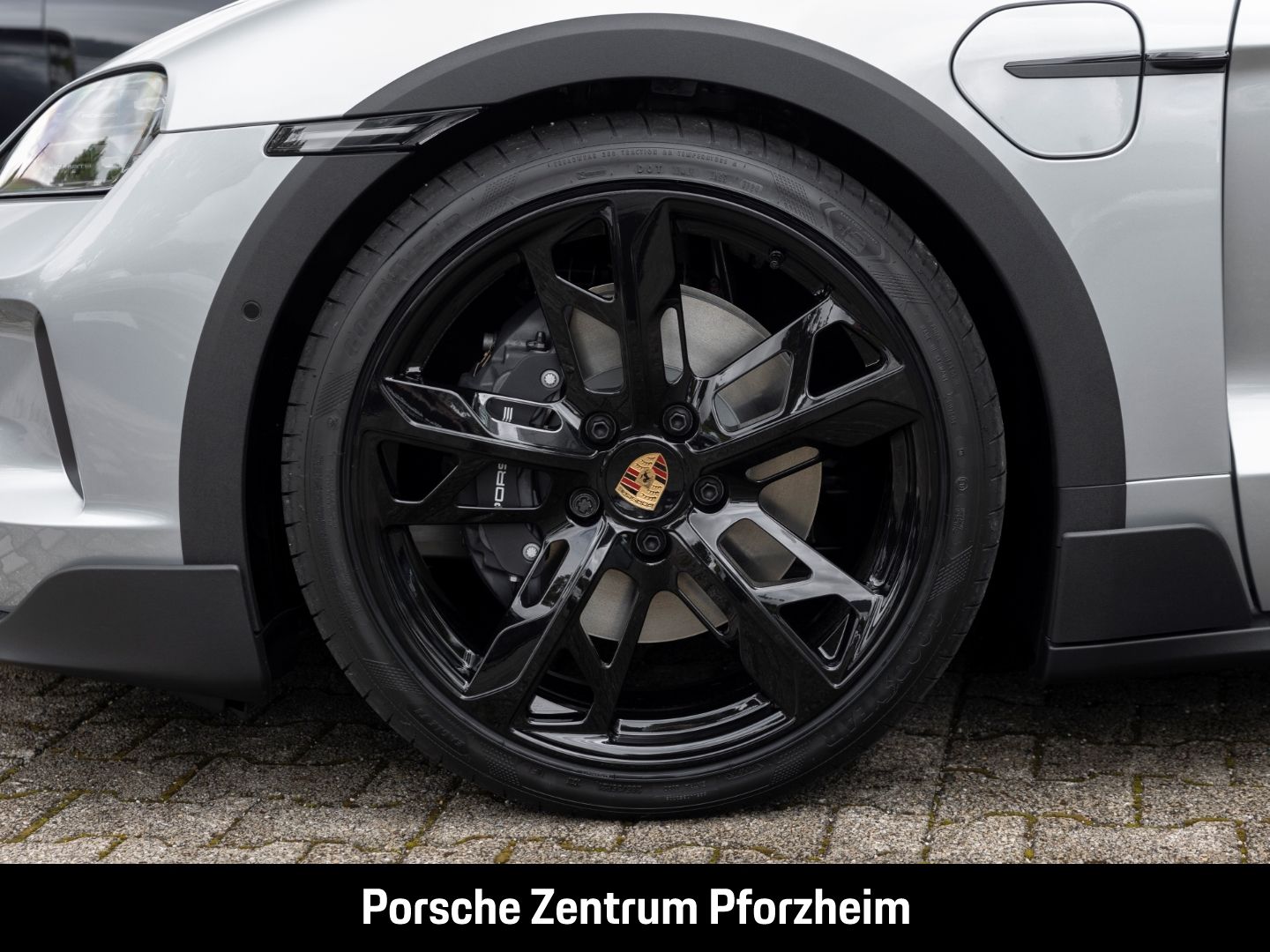 Porsche Taycan 4 Cross Turismo Head-Up HD-Matrix 21-Zoll