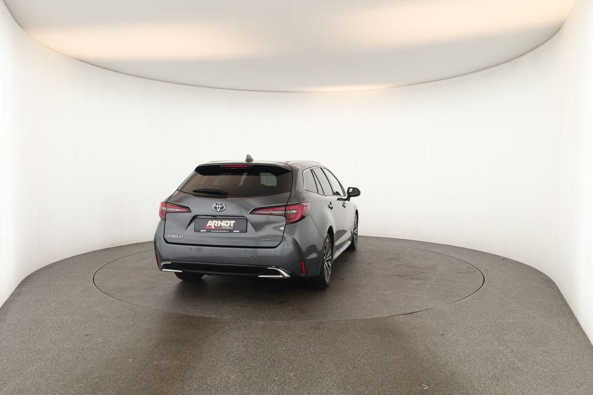Toyota Corolla Touring Sports 2.0 CVT Team D Navi Kam