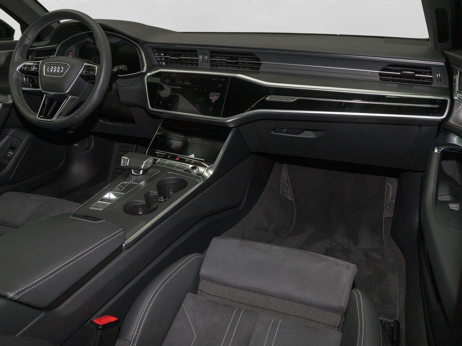 Audi A6 Avant 40 TDI Q S LINE - Samsaru's Car Outlet