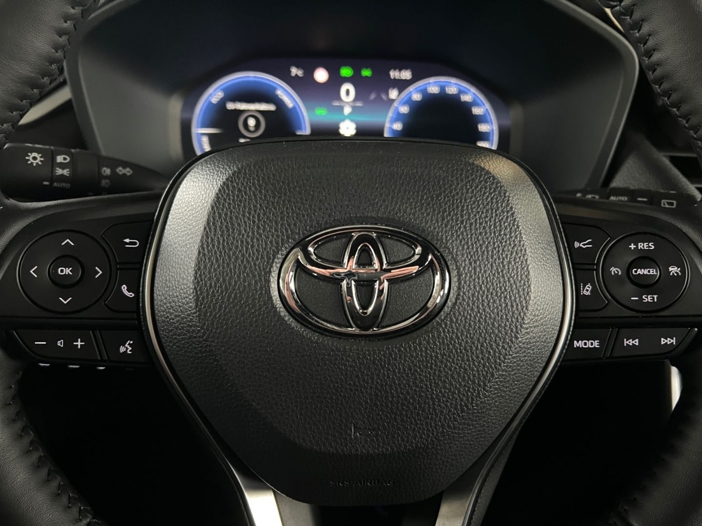Toyota RAV 4 Hybrid 4x2*Style Selection*Technik*JBL*360