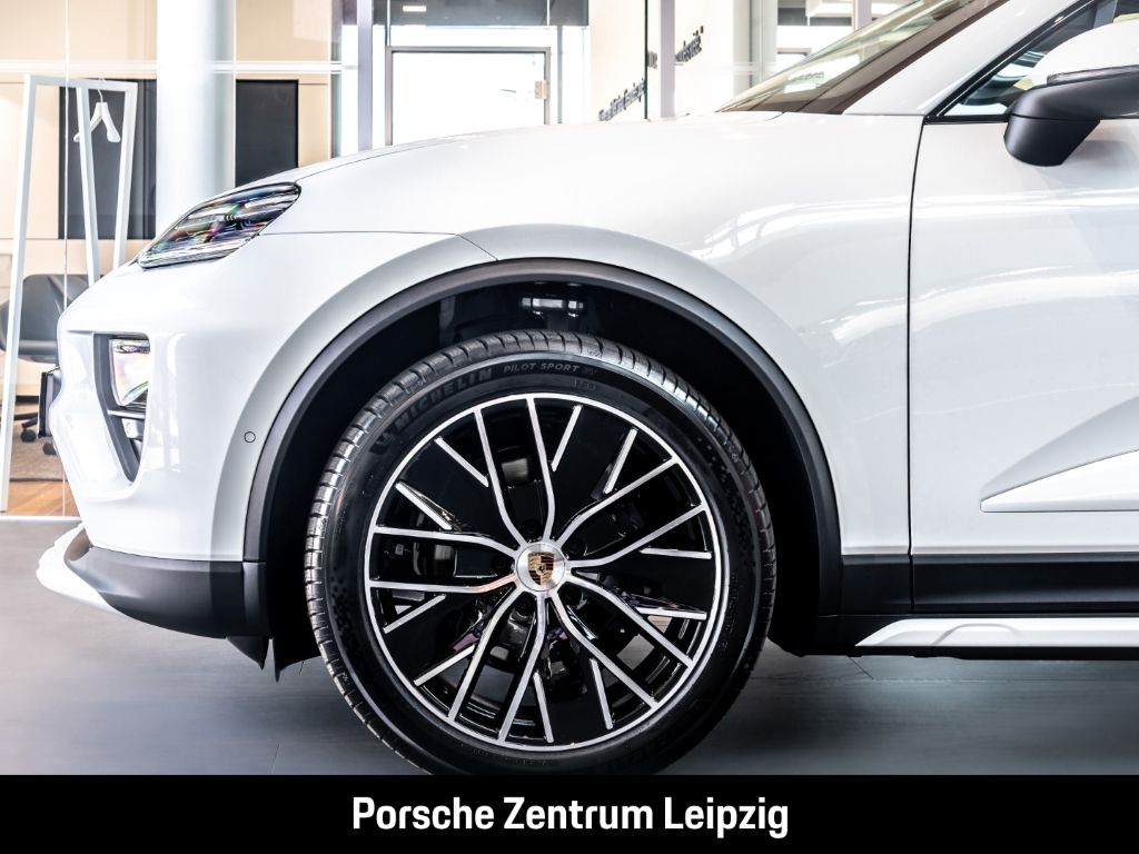 Porsche Macan - Samsaru's Car Outlet