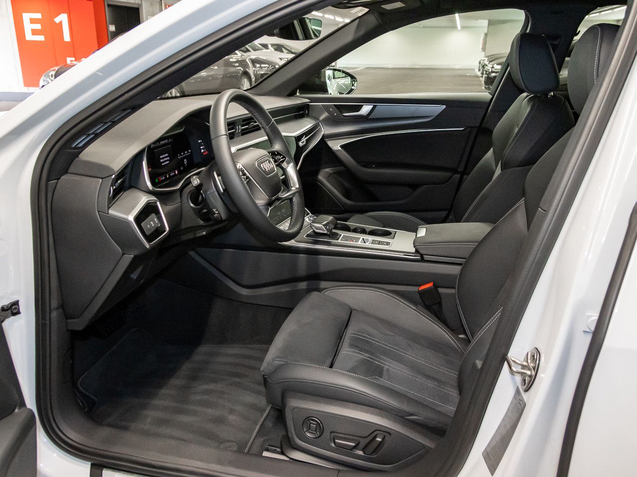 Audi A6 Avant 35 TDI S tronic - Samsaru's Car Outlet