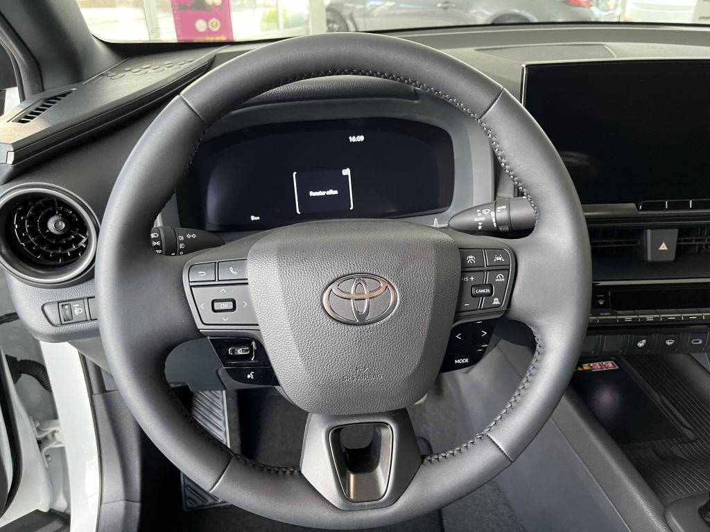 Toyota C-HR 1.8 Hybrid Team Deutschland (AX2)