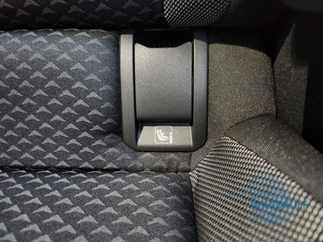 Volkswagen Golf VIII 1.5 TSi Active - Samsaru's Car Outlet