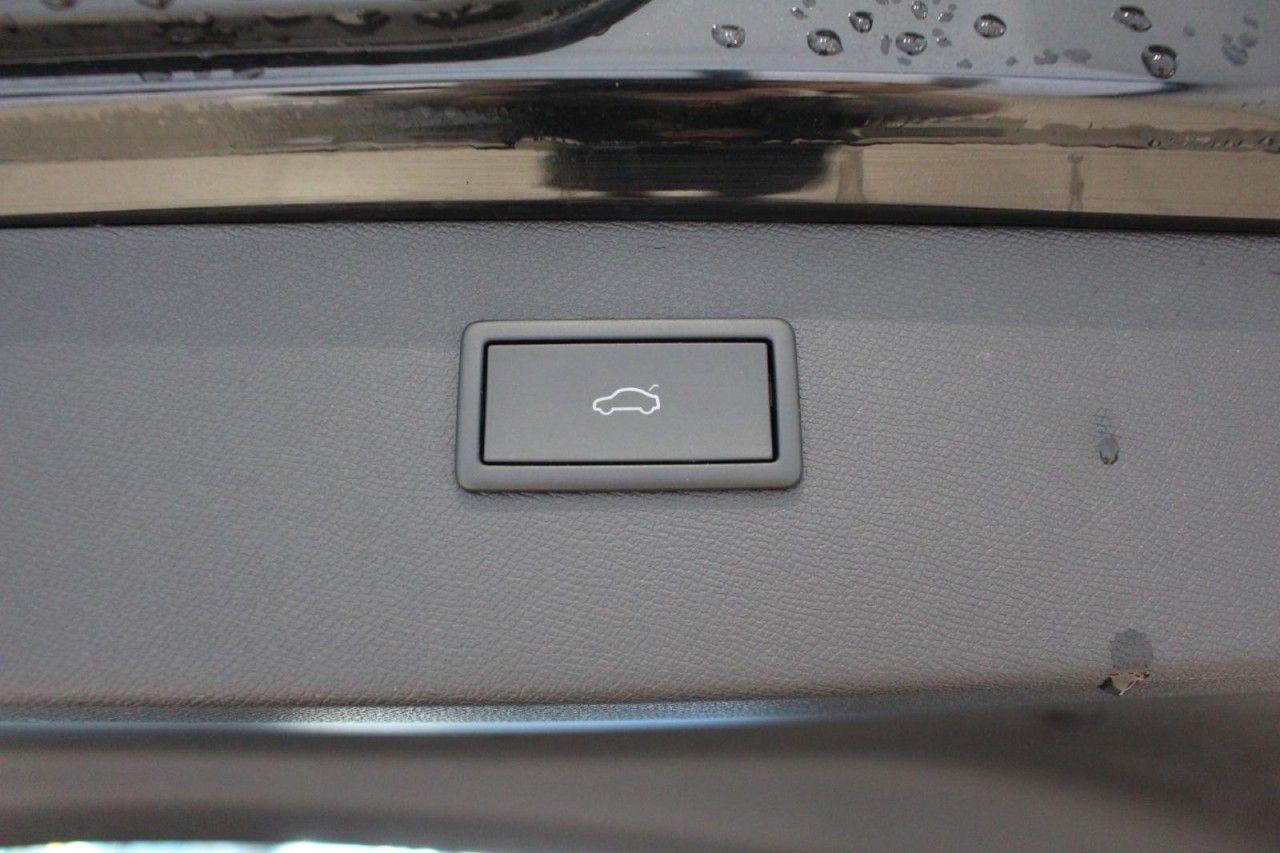 Cupra Formentor VZ 4Drive AHK+elSITZ+PANO+elHK+CARPLAY