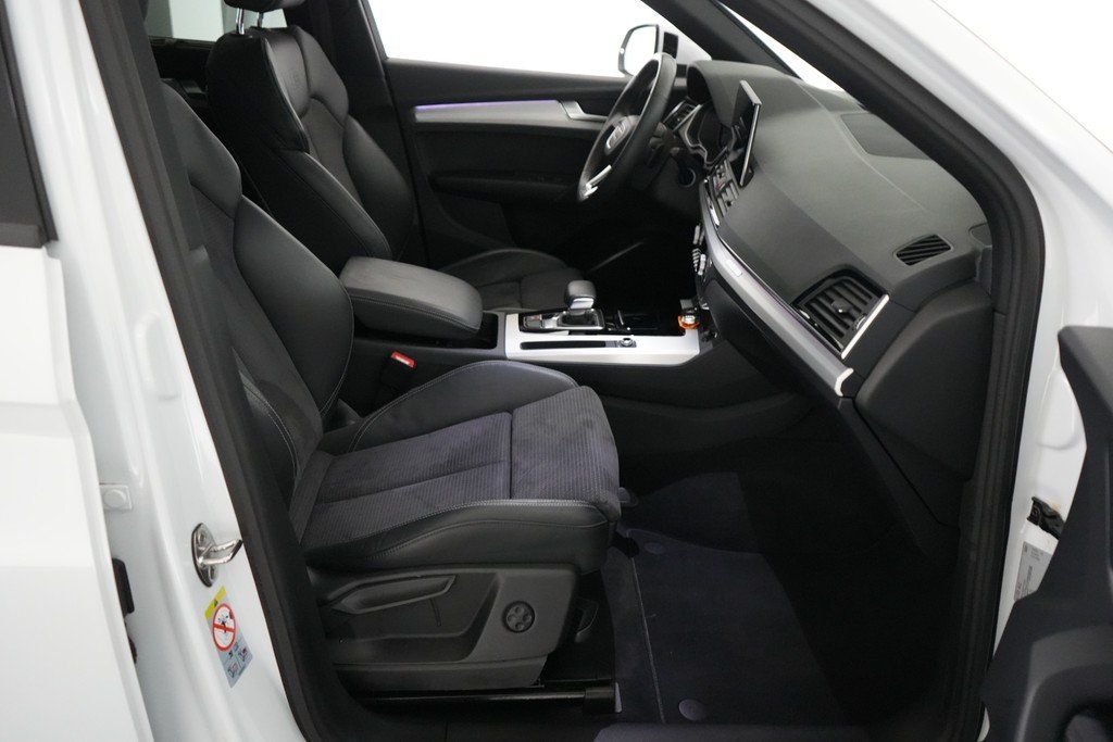 Audi Q5 55 TFSIe quattro S tronic S line AHK Pano