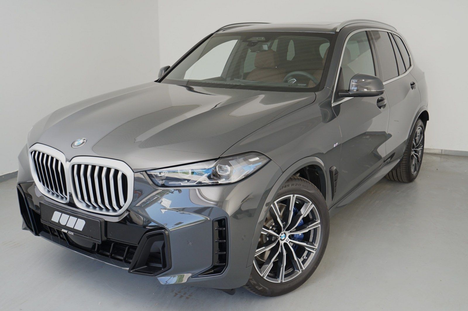 BMW X5 xDrive30d (M-Sport Navi LED AHK Pano HUD ACC)