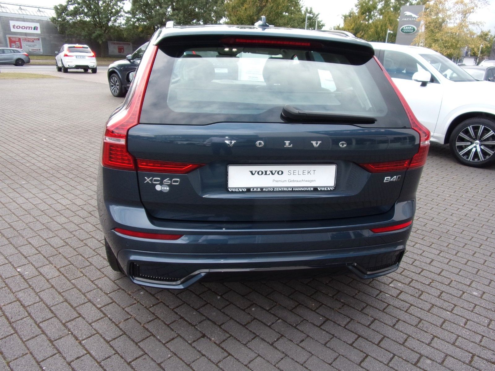 Volvo XC 60 B4 Plus Dark AWD