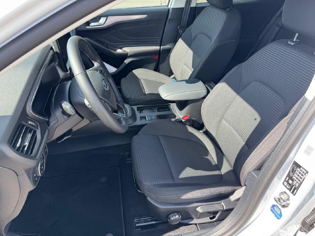 Ford Focus Turnier Titanium AUTOMAT., LED, NAVIGATION
