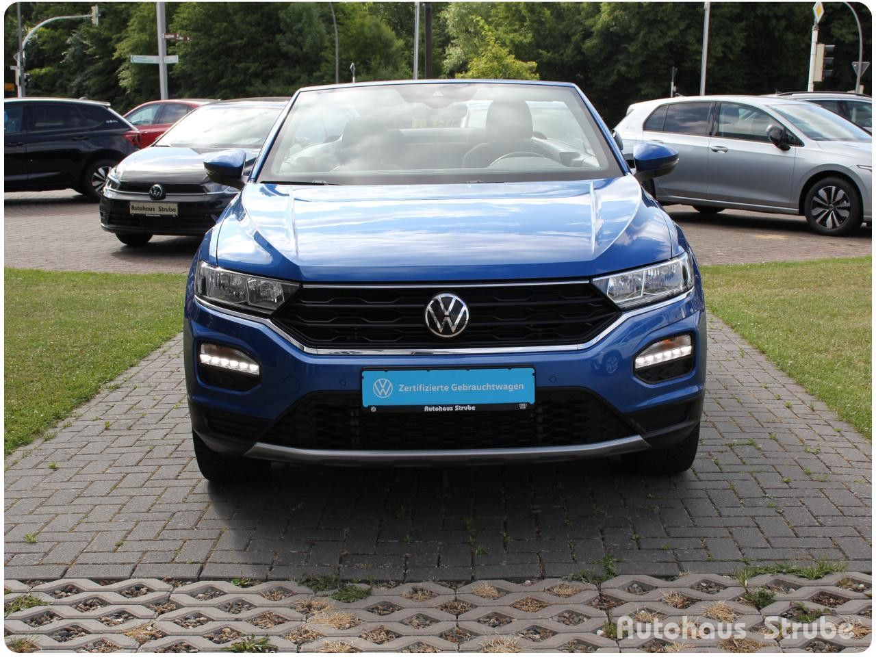 Volkswagen T-Roc Cabriolet Style 1.5 TSI DSG - Samsaru's Car Outlet