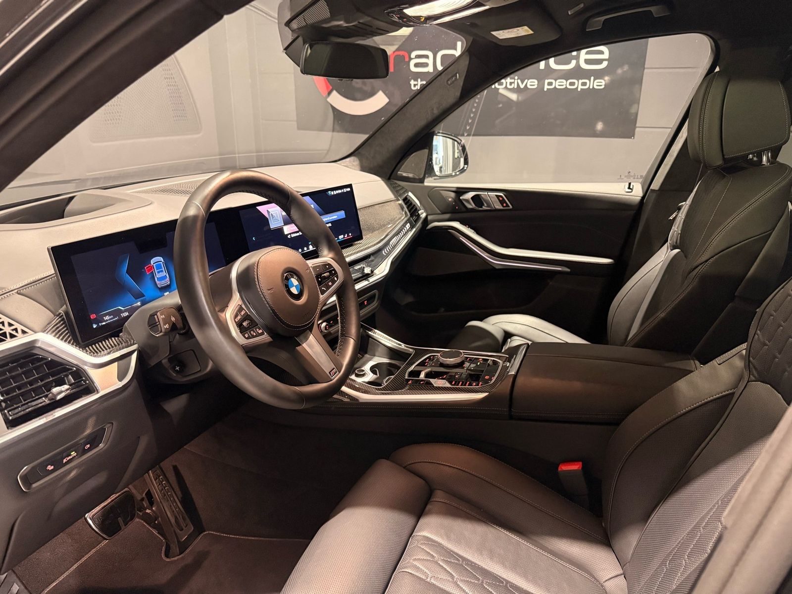 BMW X7 xDrive40d M Sport Pro "22" *FULL OPTION*