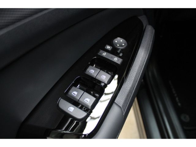 Kia Sportage AWD - Samsaru's Car Outlet