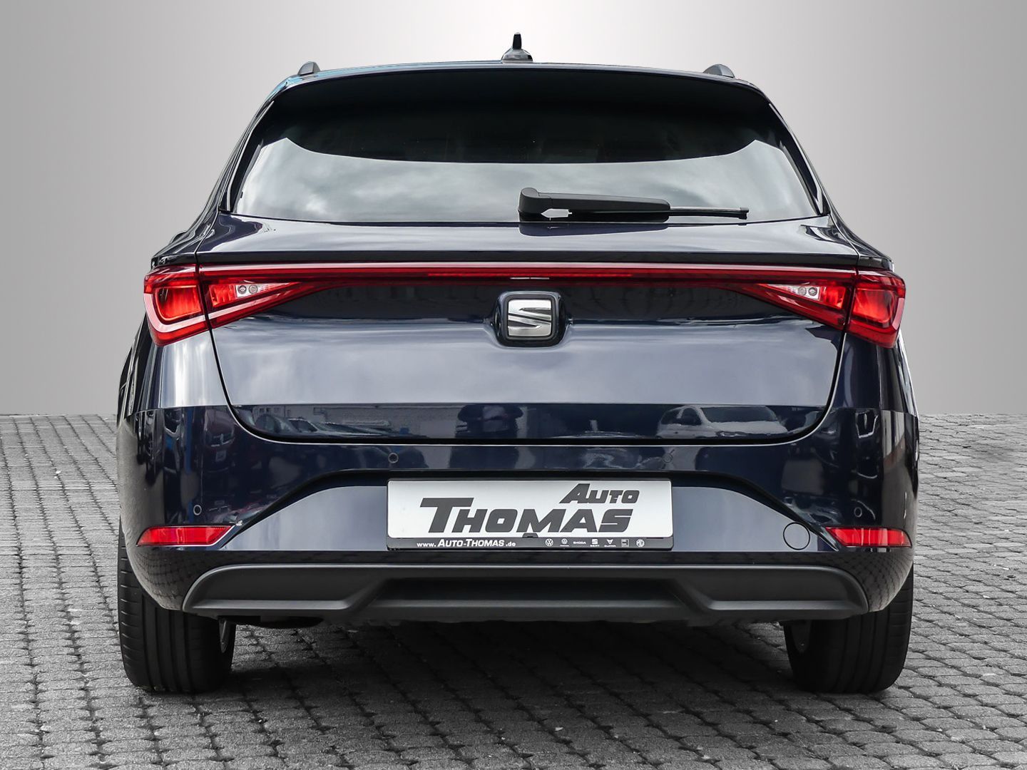 Seat Leon Sportstourer Style 1.0 eTSI DSG - Samsaru's Car Outlet