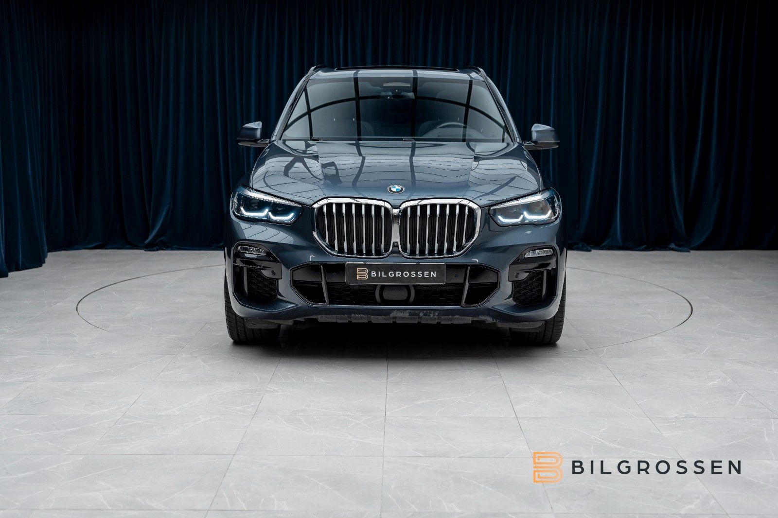 BMW X5 xDrive45e M Sport Pano H/K HUD Tow 360° ACC