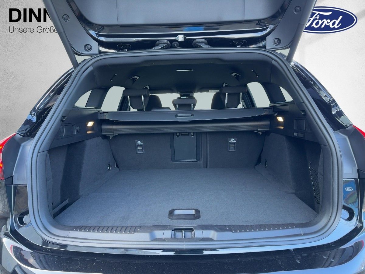 Ford Focus ST-Line X LED+AHK+Kamera+Winterpaket