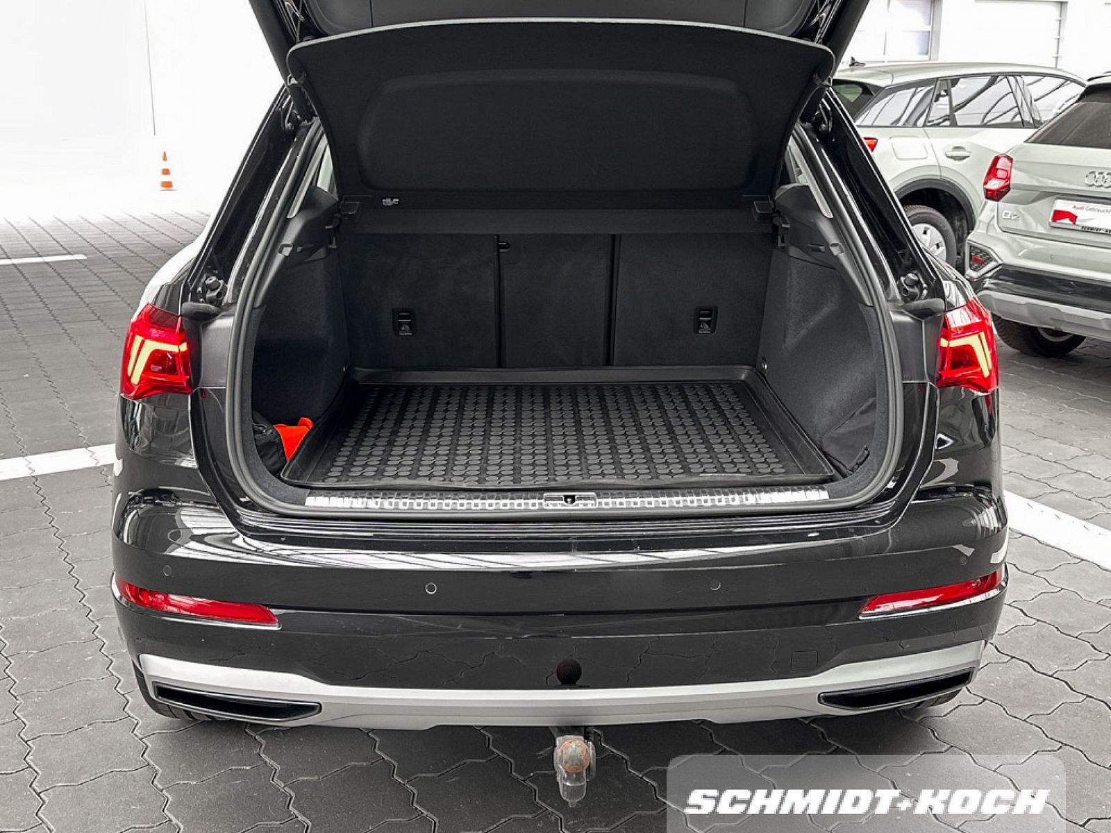 Audi Q3 quattro 45 TFSI advanced S tronic - Samsaru's Car Outlet
