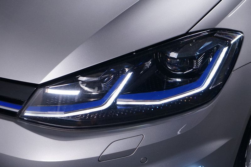 Volkswagen Golf 36 kWh Elektro - Samsaru's Car Outlet