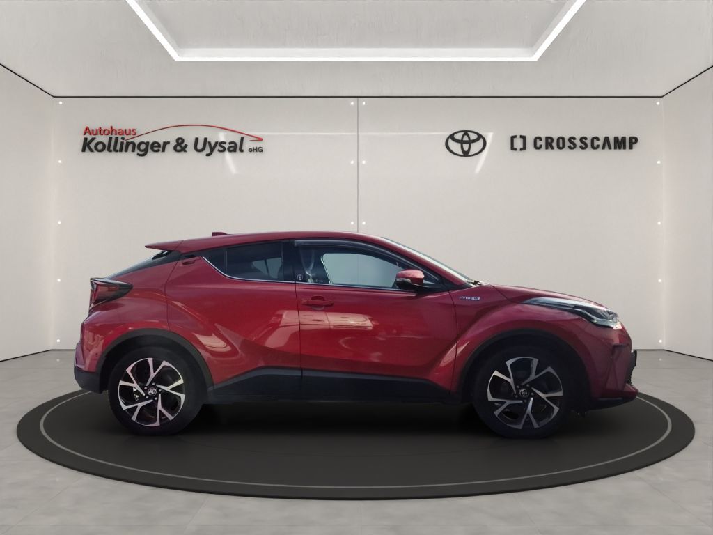 Toyota C-HR 2.0 Hybrid Team Deutschland