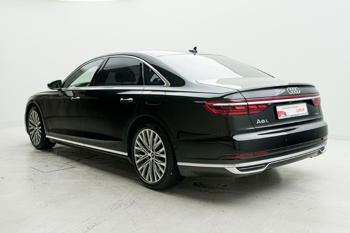 Audi A8 L 60 TFSI e quattro - Samsaru's Car Outlet