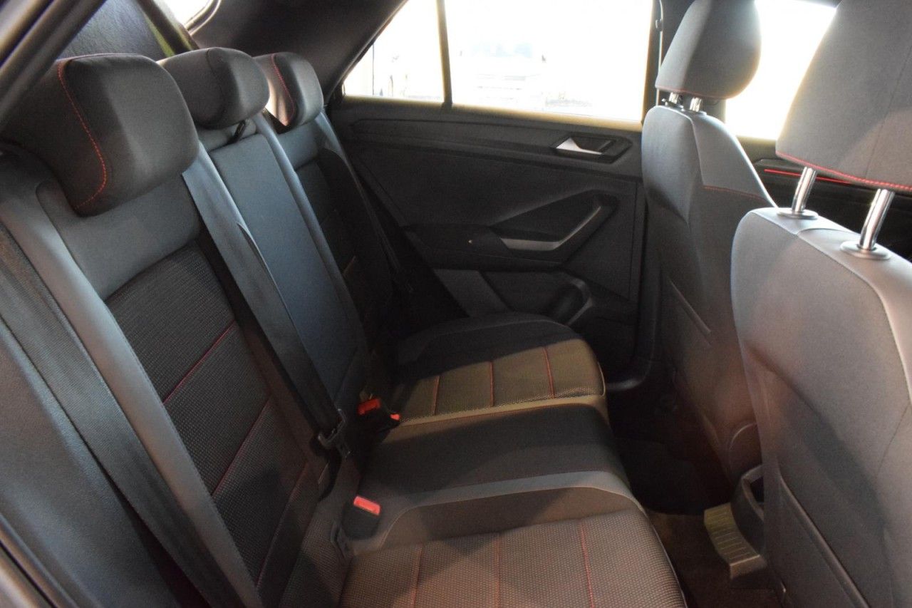 Volkswagen T-Roc Sport 1.5 TSI DSG - Samsaru's Car Outlet