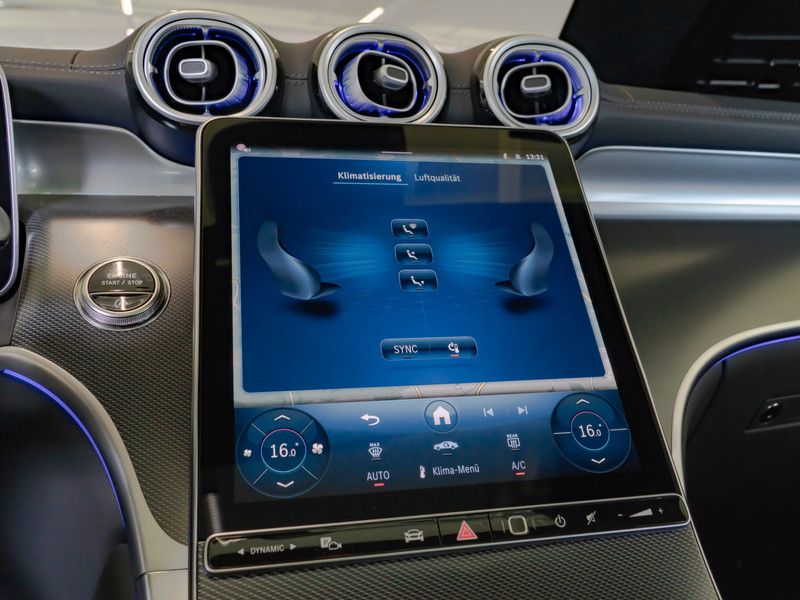 Mercedes-Benz GLC 300 d 4M AMG-Sport/Pano/AHK/Night/Distr/20'