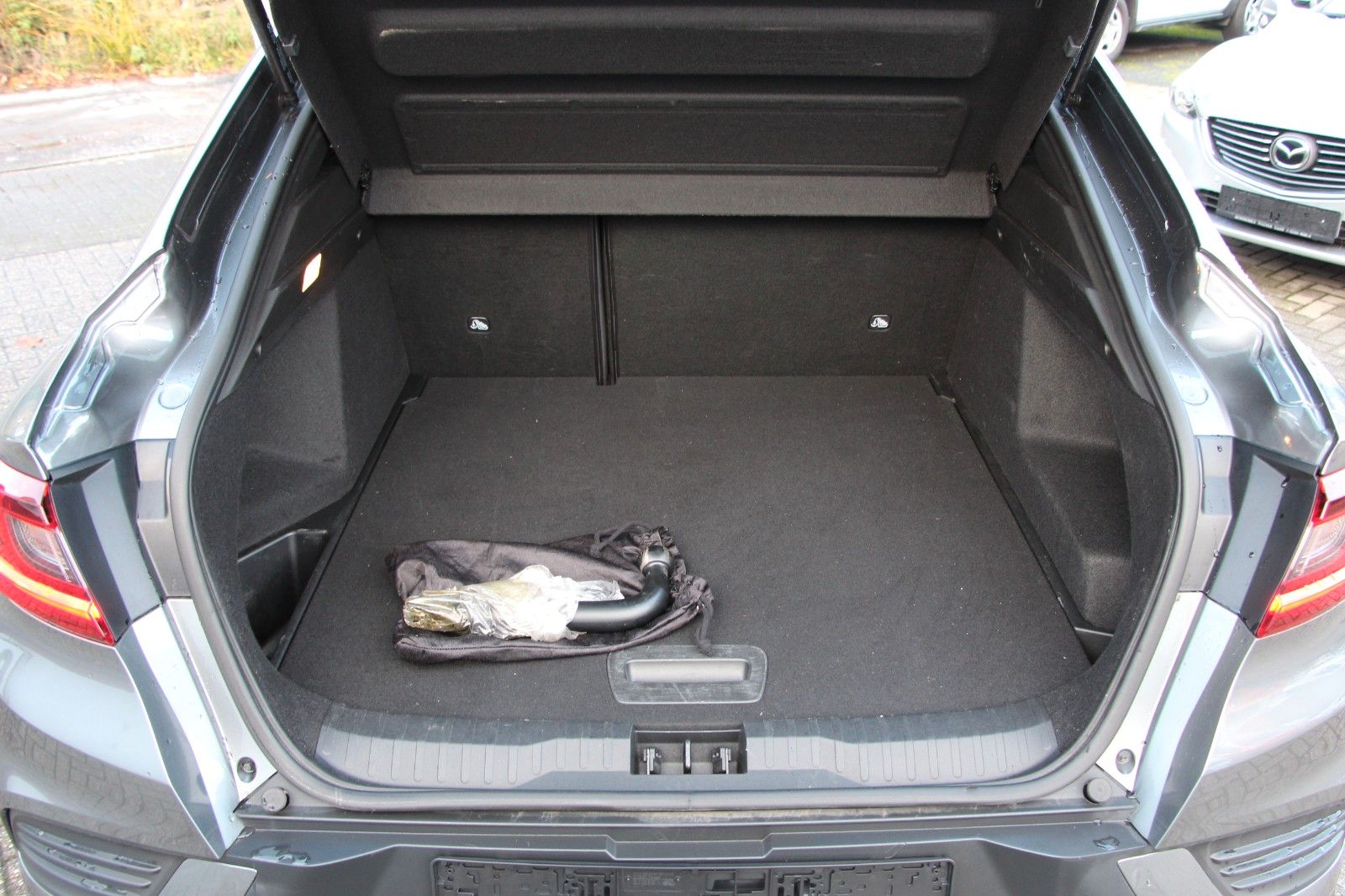 Renault Arkana Mild Hybrid R.S. Line - Samsaru's Car Outlet