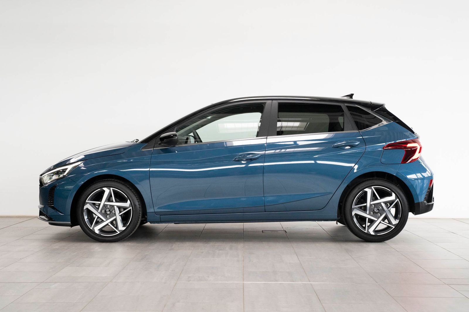 Hyundai i20 Prime 1,0 T-GDi 100PS DCT Licht-P Ass-P uvm.